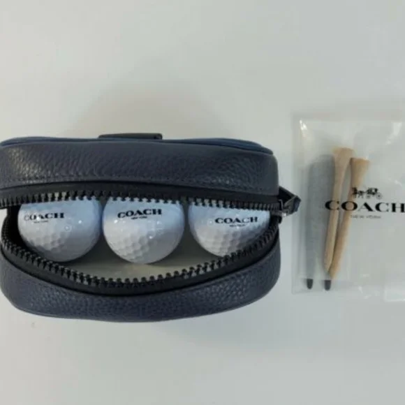 👀50% OFF 👀⛳️ NWT‼️ Coach brand 6-piece Golf Set in Case - Picture 4 of 7